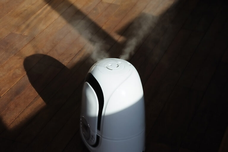 Humidifier Benefits and Side Effects to Be Aware Of