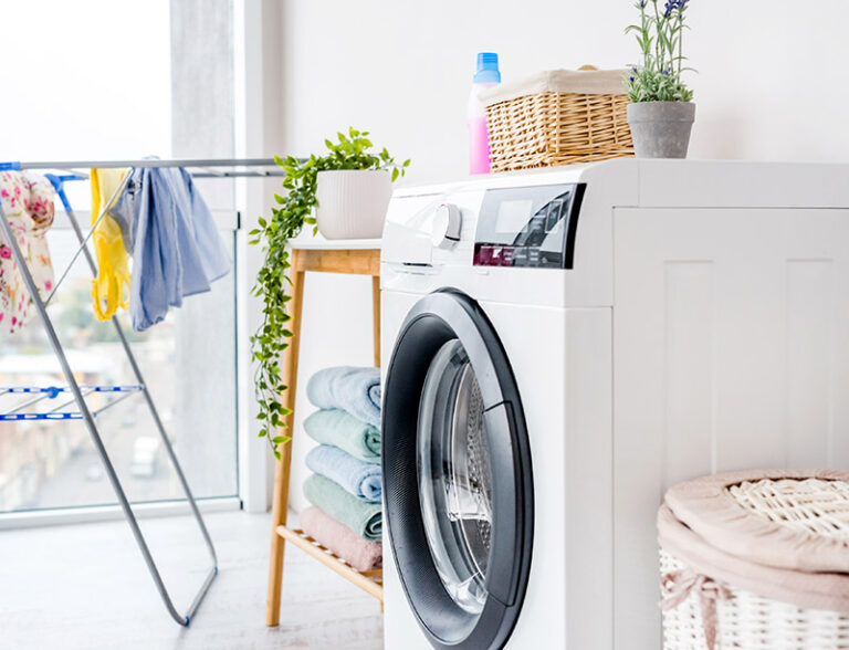 Laundry Additives for More Removing Odor and Brightened Whites